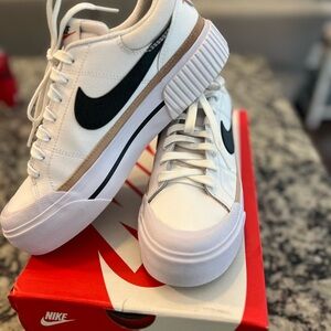 Nike Women’s Court Legacy Lift Platforms